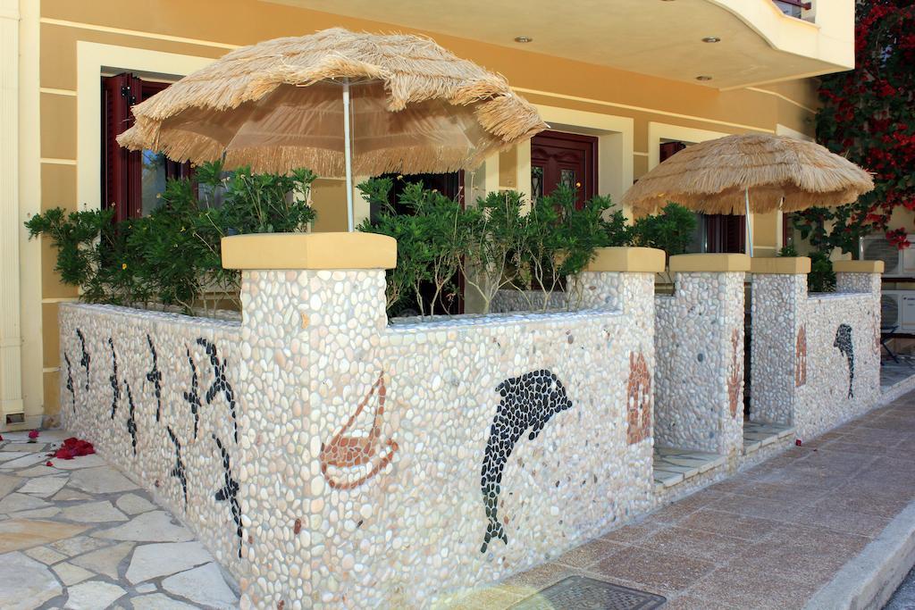 GreKa Ionian Suites Agia Efimia Bagian luar foto