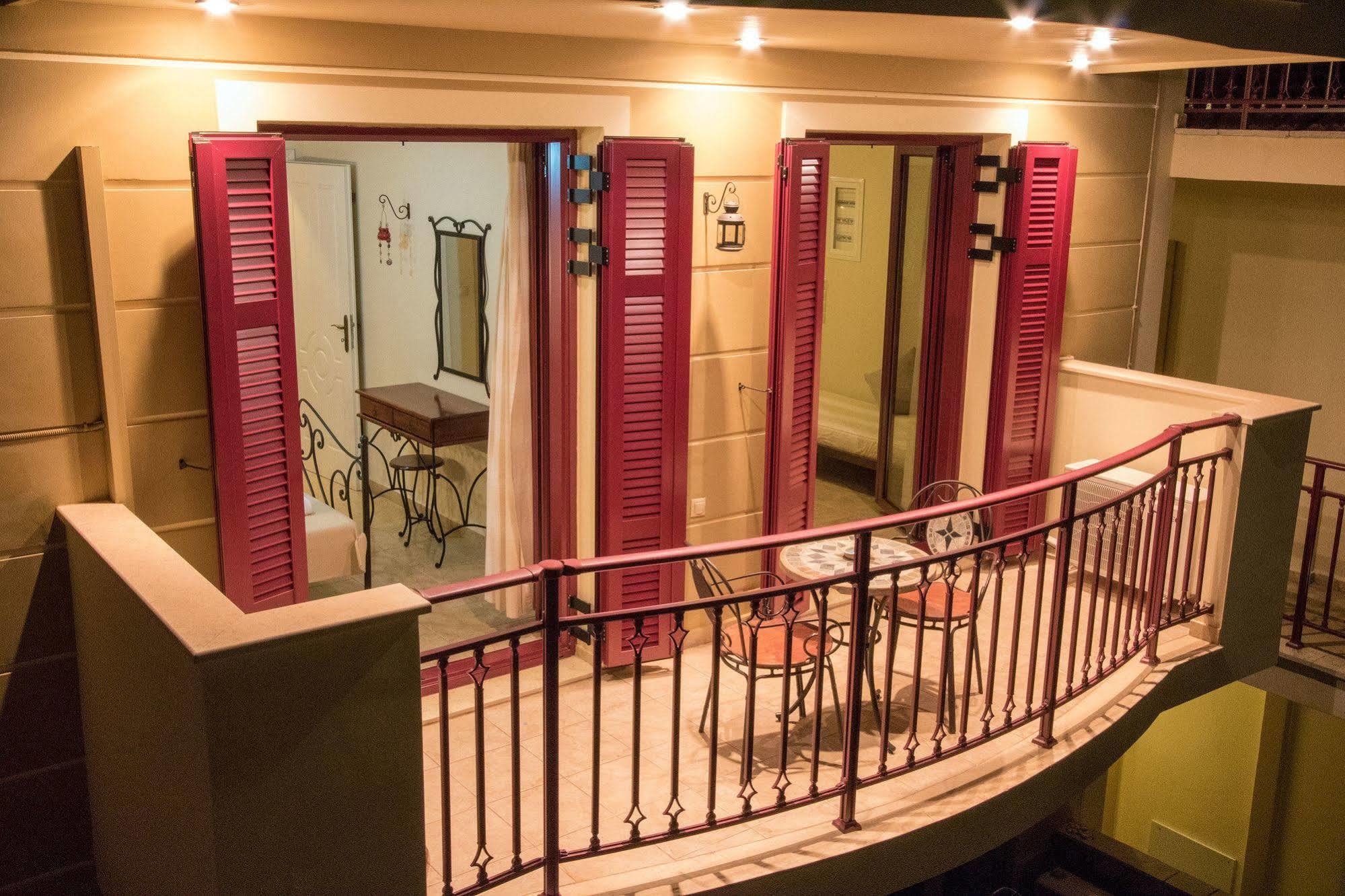 GreKa Ionian Suites Agia Efimia Bagian luar foto